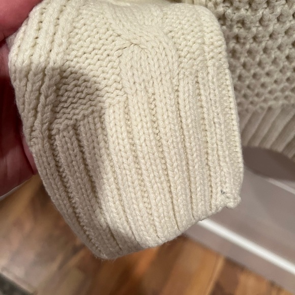 Weatherproof Women’s Cozy Cream Cable Knit Turtleneck Sweater, size small, EUC - Picture 7 of 7